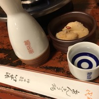 いせ源 - やはり鍋と言えば熱燗