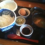 江ノ島小屋 - 朝は絶品玉子ご飯！