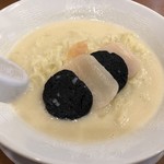 らーめん 稲荷屋 - 2018年2月3月　ホタテのミ・キュイとブァン・ブランのスープ