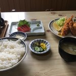 小川食堂 - C定食（刺身・フライ） 1100円