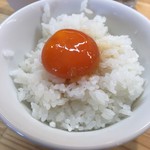 うに醤油漬け卵黄ごはん