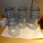 杏と桜 - 【2018.3.10(土)】テーブルにあるお冷のグラス