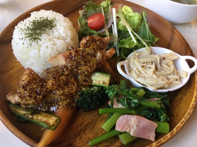 ベジカフェ まわる 爬虫類館 分館 ベジカフェ ｍａｗａｒｕ 京成曳舟 自然食 食べログ
