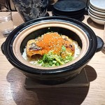 函館産桜マスといくらの土鍋飯