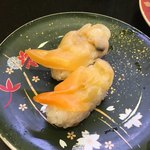 回し寿司 活 活美登利 - 「青柳握り」250円