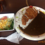 味わい処やよい - ビーフカツカレー サラダは付いてきます