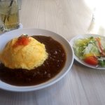 82234057 - ランチ（ふわふわタマゴのオムカレー）