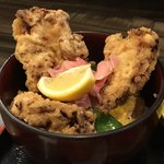 薩摩うどん - おい丼　単品だと900円（税別）