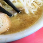 ラーメン二郎 - スープ