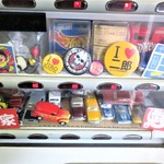 ラーメン二郎 - 券売機の飾り