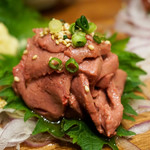 博多筑紫口 肉寿司 - レバトロ。