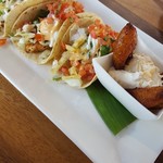 Tommy Bahama Restaurant, Bar & Store - 