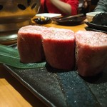 焼肉しみず - 厚すぎな黒タン