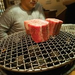 焼肉しみず - 炭火でジュージュー