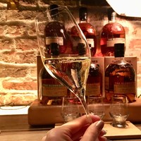 TOKYO Whisky Library - 