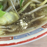 みやべ食堂 - 醤油ベースのスープ
