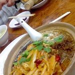 土鍋・大餃子 - もっとも辛いほうの坦々麺