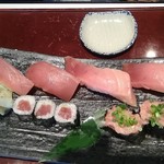 鮪握り盛り合わせ1350円