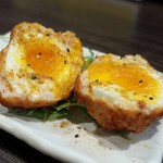 つかふき屋 - とり揚げ半熟たまご