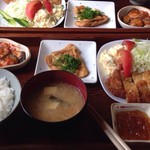 お食事処 何処 - 