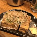 平成大衆酒場　やきとん　じゃんじゃん - 豆腐好きな自分には嬉しーサイズです。