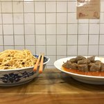 東印度カレー商会 - 自由に食べられる付け合わせ