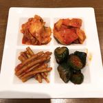 味蔵天国 - キムチ盛り合わせ 美味い！