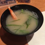 菊鮨 - 蟹の味噌汁です。