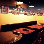 炭火イタリアン CARBO - テーブル席は２名～１５名までＯＫ!!