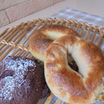 るぅた - ベーグル2種類とチョコのパン