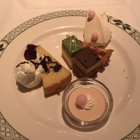 ロウリーズ・ザ・プライムリブ 恵比寿ガーデンプレイス店 - 