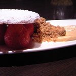 NOS - いちごとキャラメルのデザート：横から