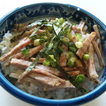 ラーメン信義 - ミニチャーシュー丼