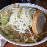 ラーメン二郎 - ラーメン730円
      