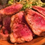 Bistro coda - ブドウかも肉(ボリュームありありです^ ^)