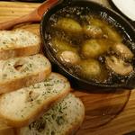 DESIGN FOOD MARKET - 