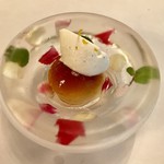 プレスキル - グランマニエ(オレンジのリキュール)が染み染みで鼻から風味がぬける〜♡可愛いお皿も魅力的。