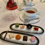 プレスキル - もちろん全部盛り♡紅茶もいい香りで癒される。