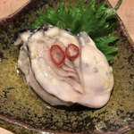 二◯加屋長介 - 牡蠣のオイル漬けハーフ