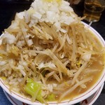 ラーメンの寳龍 - 龍二郎  麺200g  野菜増し  ニンニク少なめ