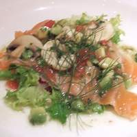 GINTO 池袋店 - ノルウェーサーモンのサラダ仕立て