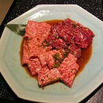 食道園 - 上焼肉盛合せ×2 7,760円・税サ別