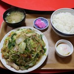 喜味屋食堂 - 野菜炒め定食