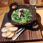 Sumiyaki Yuusei - しらすと菜の花のアヒージョ
