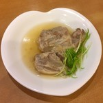 ラーメン工房　はっぴ - 試食させてもらった軟骨の煮込み