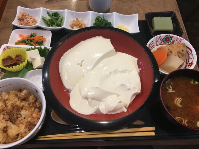 とうふ や 豆蔵