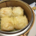 十勝ダイニングバル チャンコ長 - 蟹たっぷりのふわとろ蟹シュウマイ480円