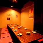 とんぼ食堂 - 小上がり掘りごたつ席が3席あり、団体様6名様から18名様までご利用出来ます。