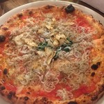 PIZZA BORSA - マリナーラにネオナートをたっぷり乗せてもらいました