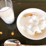 ロジェール - 飛騨産のヨーグルトと牛乳。